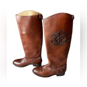 FRYE Lindsay Monogram Logo Zip Boots in Chocolate Size 51/2B